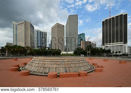 Miami, Florida - April 5, 2020 - Mildred And Claude Pepper Fountain In Bayfront Park With City Skyli
