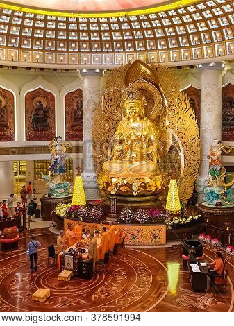 Sanya, Hainan, China - October 10: Goddess Guanin Gold Statue In The Guanin Temple In The Buddhist C