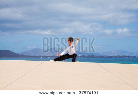 Thai-chi tra le dune