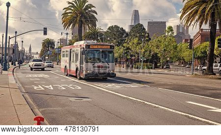 San Francisco, Usa - May 19, 2019: Sf Muni City Bus Transport On Road