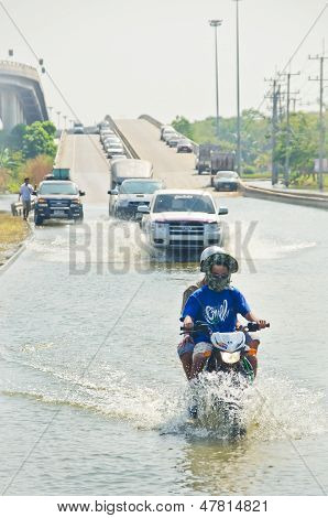 De ergste overstromingen In Nakhon Pathom, Thailand