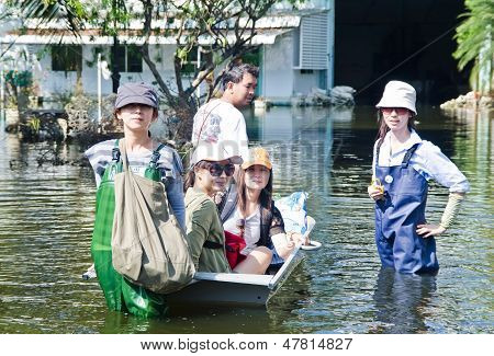 De ergste overstromingen In Nakhon Pathom, Thailand