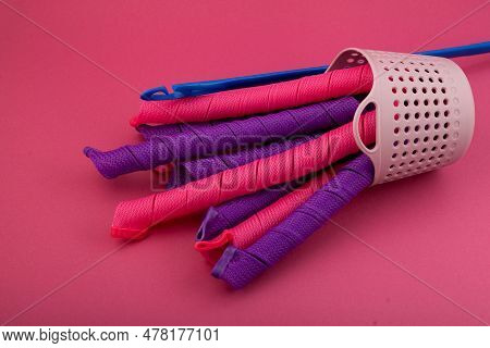 Soft Curler Spirals Or Curlformers With Hook. Fast Curling. Hair Rollers. Simple Accessory For Young