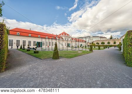 Vienna, Austria - October 09, 2016: Belvedere Palace And Garden With Fountain. Sightseeing Object In