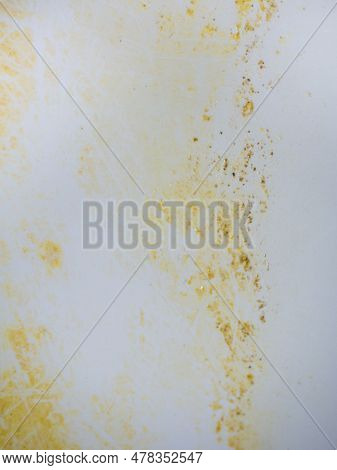 Mold On Bathroom Enamel. Black Dots Of Mold And Yellow Plaque. Requires Cleaning. Before Using Clean