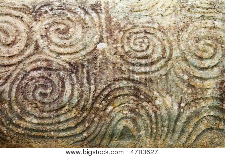 Newgrange, İrlanda, pagan üçlü sarmal