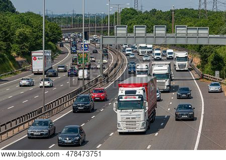 London, Uk - June 14, 2023: Heavy Traffic On The Busiest British Motorway M25.