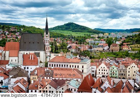 Overlooking The Historic Town Of Cesky Krumlov. Czech Republic