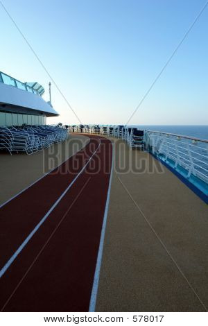 Kreuzfahrt Schiff 07