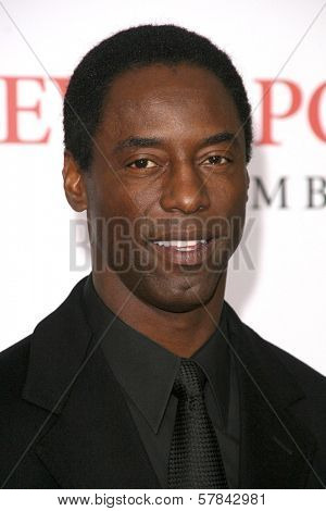 Isaiah Washington   at the Los Angeles Premiere of 'Seven Pounds'. Mann Village Theatre, Westwood, CA. 12-16-08