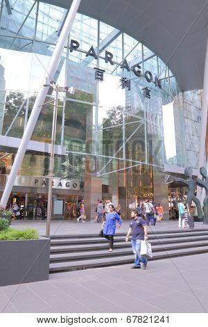 Shopping Orchard road Singapore
