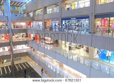 Shopping Orchard road Singapore