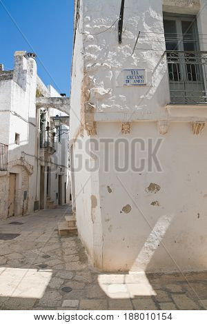 Characteristic alleyway of Cisternino. Puglia. Southern Italy.