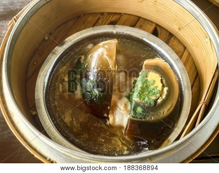 Dim sum is the china food it served in morning