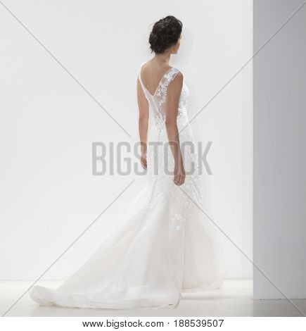 Kelly Faetanini- Spring 2018 Collection - New York Fashion Week Bridal