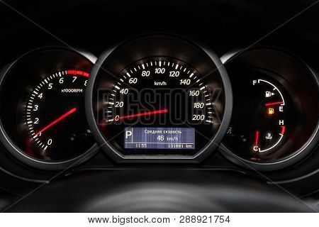 Novosibirsk, Russia - March 10, 2019:  Suzuki Grand Vitara,close-up Of The Dashboard, Speedometer An