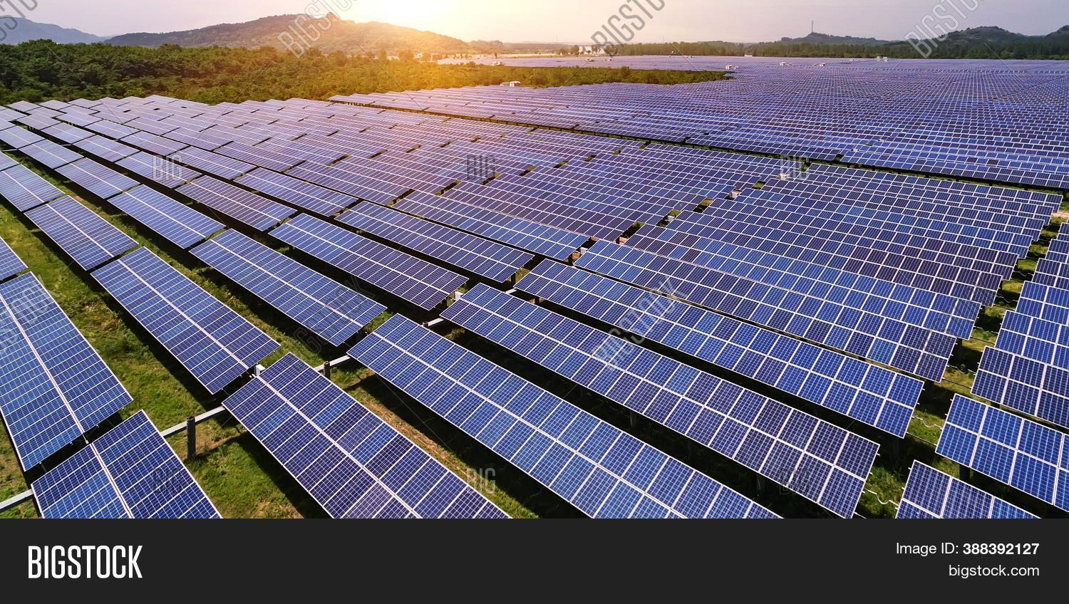 Solar Panel(solar Cell Image & Photo (Free Trial) | Bigstock