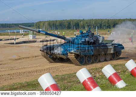 Alabino, Russia - August 25, 2020: Tank T-72b3 Of The Military Team Of Uzbekistan On The Tank Biathl