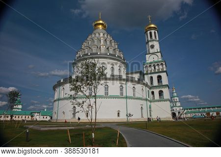01 September 2018, View On The Voskresensky New Jerusalem Stauropegial Monastery. Beautiful Summer L
