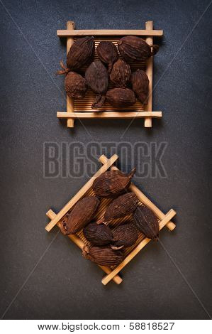 Chinese Black Cardamom