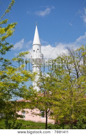 Moské i Valea Dacilor