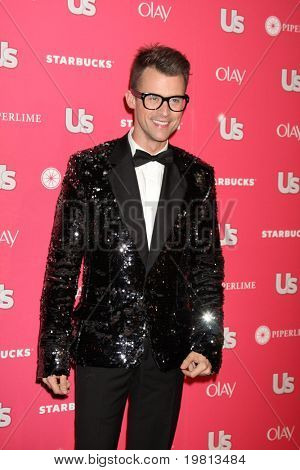 LOS ANGELES - 26 APR: Brad Goreski aankomen op het 2011 ons per hete Hollywood stijl evenement in Ede