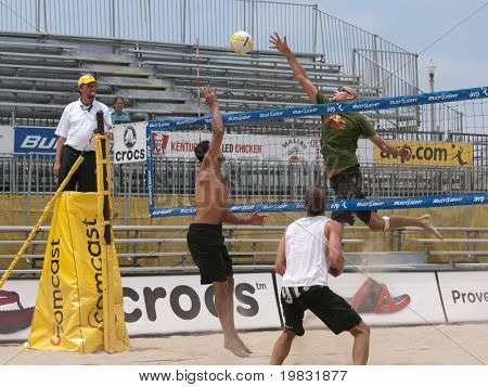 22. August: Huntington Beach, ca.: Avp Huntington Beach open, Jose Loiola und Larry Witt vs. Todd roger