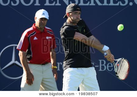 LOS ANGELES, CA. - 29 lipca: Benjamin Becker Niemiec (na zdjęciu) i [WC] James Blake USA gry