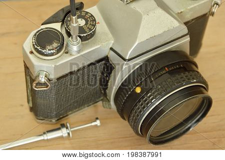 classic shutter cable released operated on film camera ready to shooting