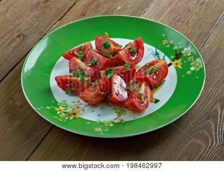 Tomato And Coriander Salad