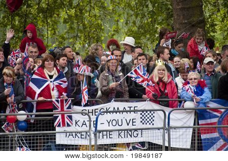 LONDON, İngiltere - 29 Nisan: Prens William ve Kate Middleton düğün, 29 Nisan 2011 Lon, kalabalık