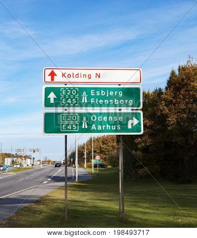 City sign to the motorway, and Kolding north