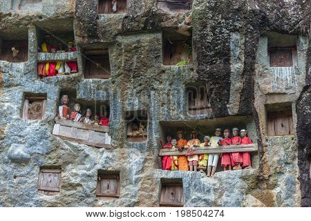 Lemo (tana Toraja, South Sulawesi, Indonesia), Famous Burial Site With Coffins Placed In Caves Carve