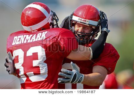 WOLFSBERG, AUSTRIA - 20 agosto: American Football B-CE: DB Kristian Nielsen (#33, Danimarca) e la sua t