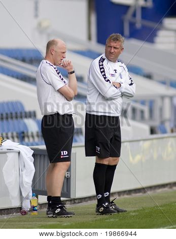 LONDON, UK-AUGUST 2, Ian Dowie QPR-Manager bei der Vorsaison freundlich Fußball-match zwischen QPR und