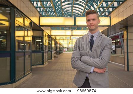 One Young Caucasian Man, Cheerful Expression, Business Suit, Formal Wear, Ordinary Common Person Por