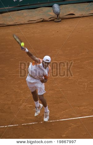 23. Dubna, MONTE CARLO MONACO Ruben Ramírez Hidalgo ESP v Roger Federer SUI v ATP stožáru