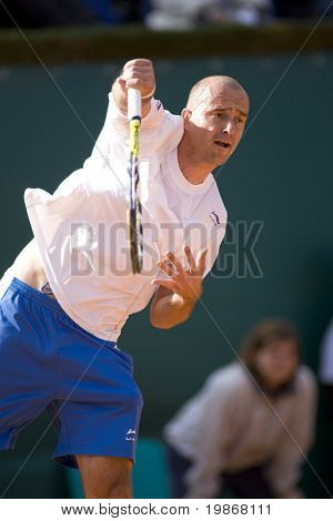 MONTE CARLO Monako 21 kwietnia, Ivan Ljubicic CRO v Gustavo Kuerten BIUSTONOSZ w ATP Masters