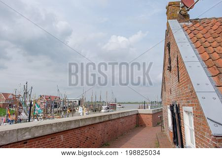 the small village of ditzum at the river ems