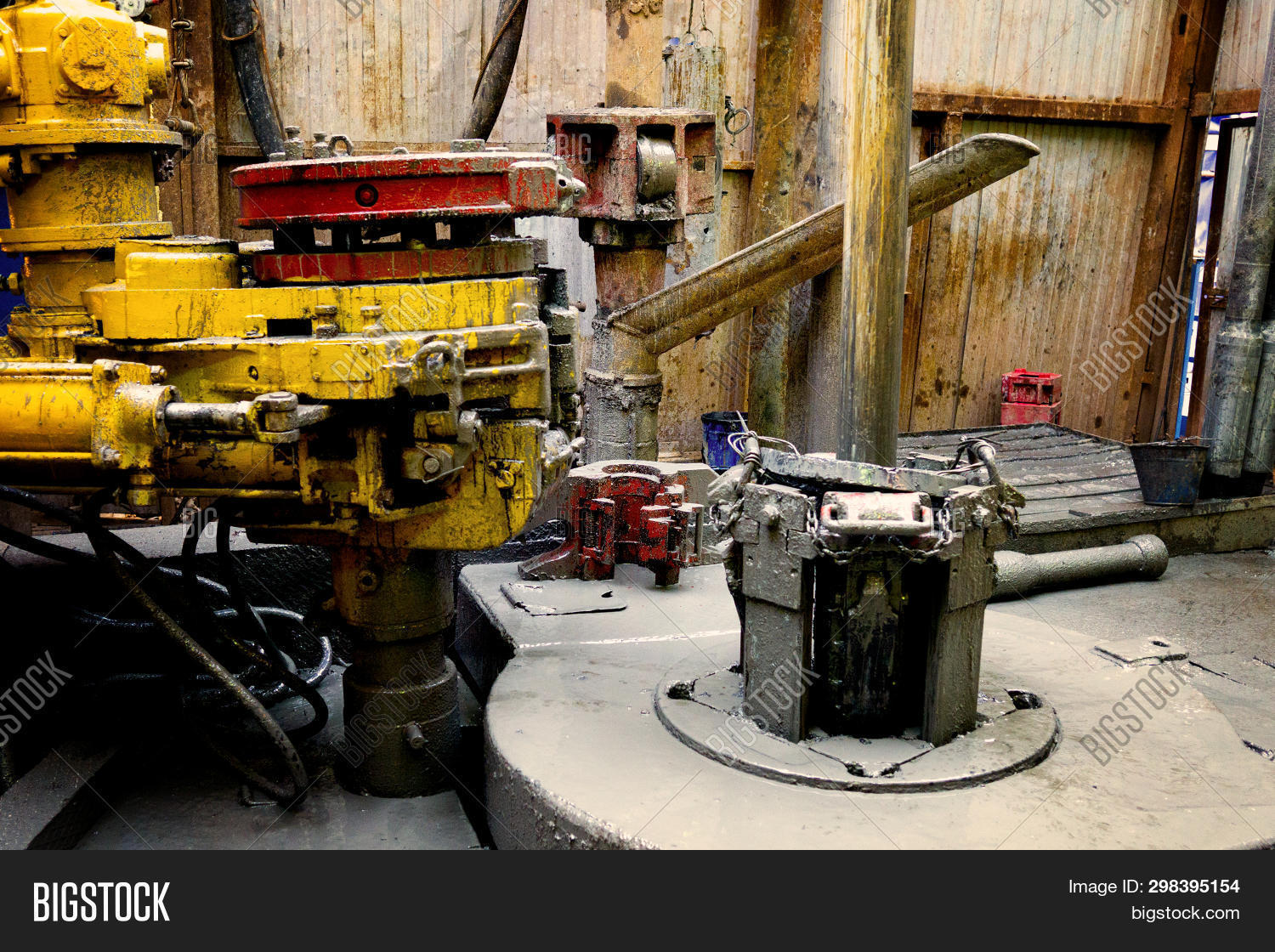 Offshore Oil Rig Image & Photo (Free Trial) Bigstock