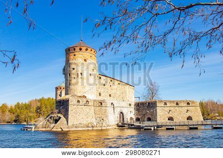 Beautiful View Of Olavinlinna, Olofsborg Ancient Fortress, The 15th-century Medieval Three - Tower C