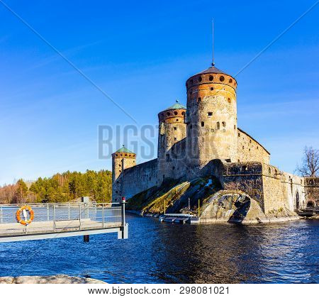 Beautiful View Of Olavinlinna, Olofsborg Ancient Fortress, The 15th-century Medieval Three - Tower C