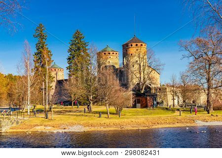 Beautiful View Of Olavinlinna, Olofsborg Ancient Fortress, The 15th-century Medieval Three - Tower C