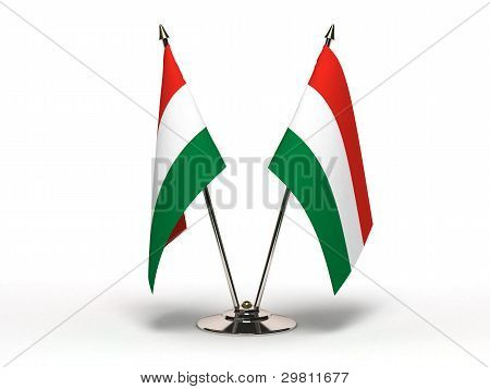 Miniature Flag af Ungarn (isoleret)