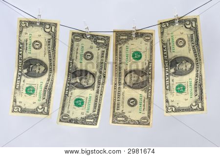 Долларов США