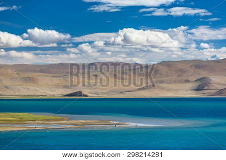 Beautiful landscape of Tso Moriri Lake located in Rupshu valley in Ladakh, India
