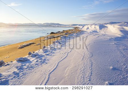 Guba Voronya, Barents Sea Bay. Kola Peninsula Landscape