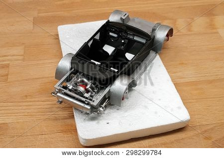 Modeling Scale Models. Assembling The Cabin Of A Toy Car. Installed Seats, Gearshift Lever, Dashboar
