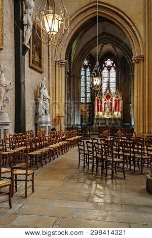 Dijon, France - August 10, 2017: Interior Of Cathedral Of Saint Benigne In Dijon France