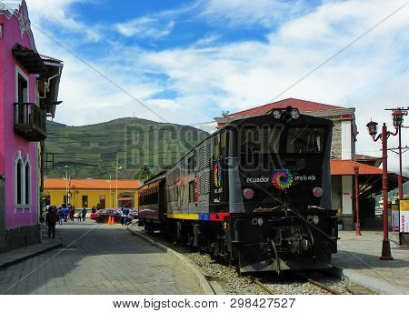 Alausi, Ecuador - February 18, 2015: Tourist Railway In Andean City Alausi To Nariz Del Diablo Or De